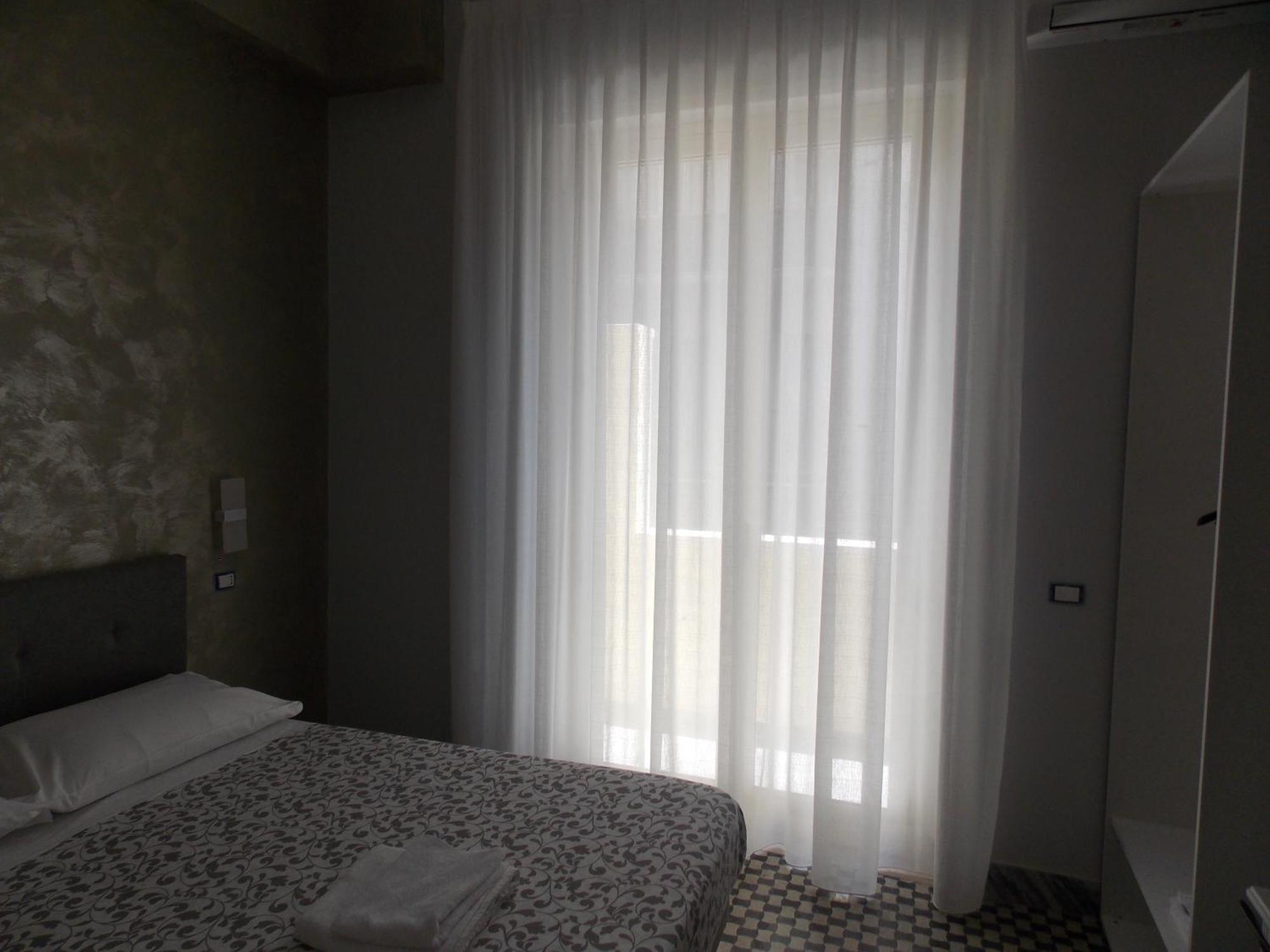 רג'יו די קאלאבריה Central Palace מראה חיצוני תמונה